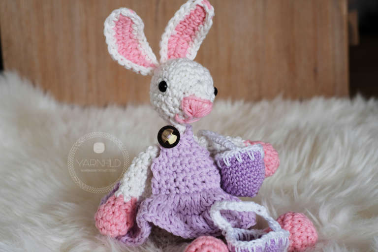 Crochet bunny pattern