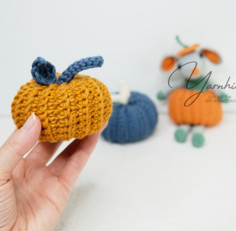 crochet pumpkin