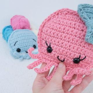 How to crochet an octopus - Beginner friendly amigurumi pattern.