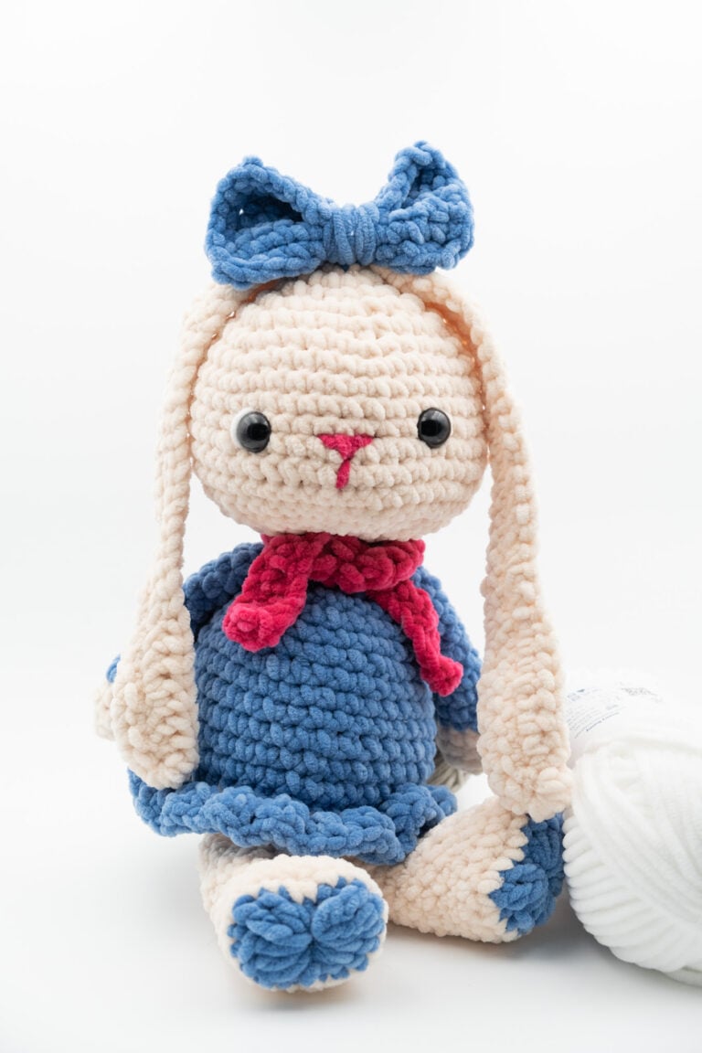 crochet amigurumi bunny
