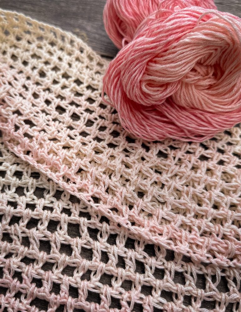How to crochet the Offset Mesh Stitch