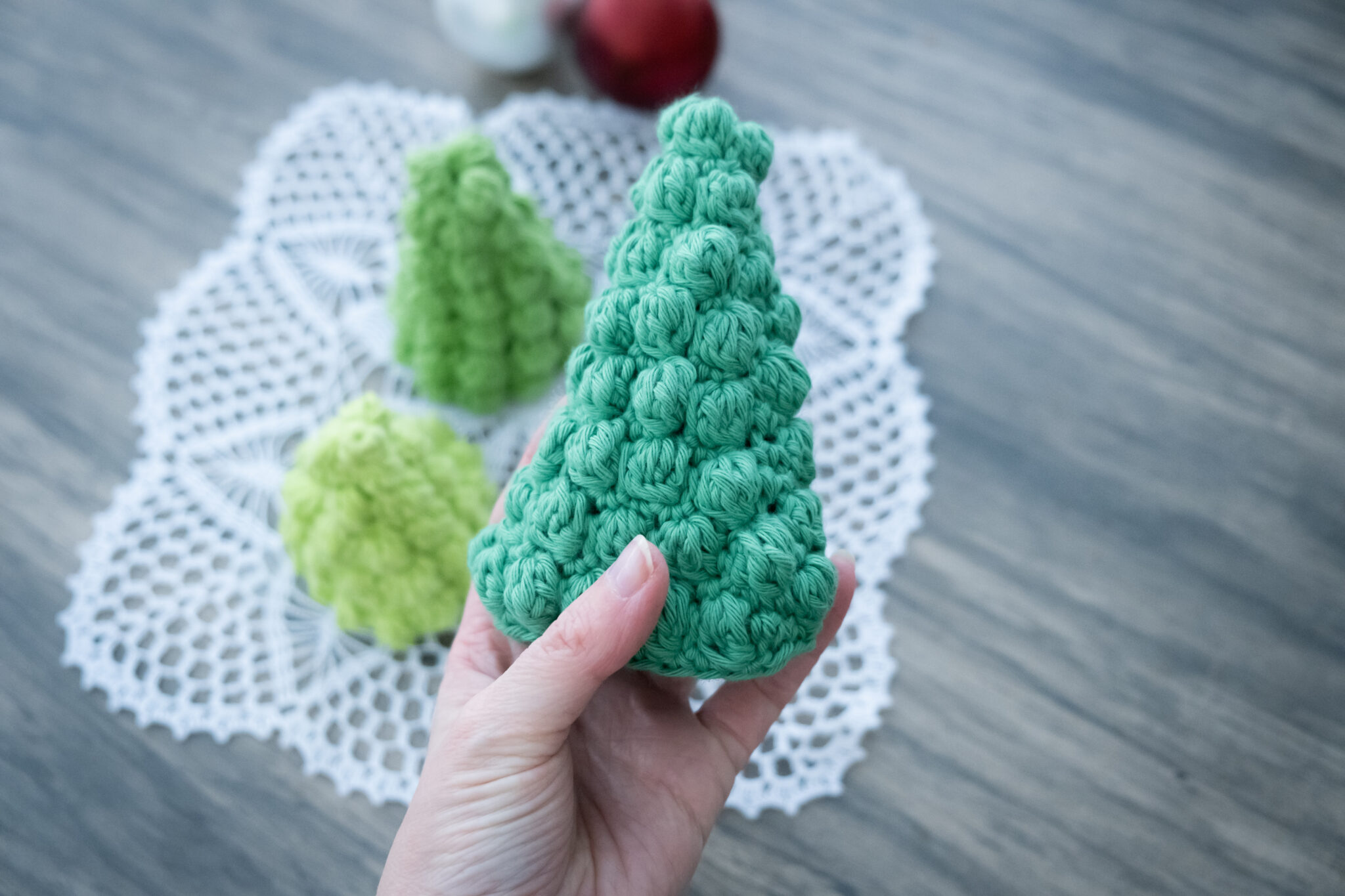 How to crochet The Bobble Christmas Tree - A free crochet pattern