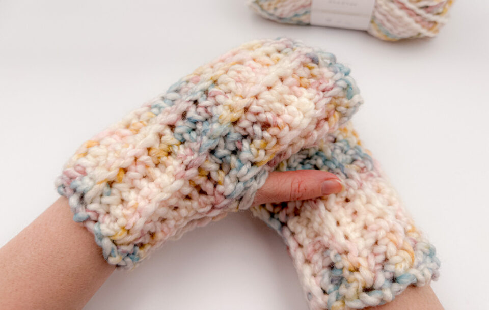 Crochet Fingerless Gloves Free Crochet Pattern