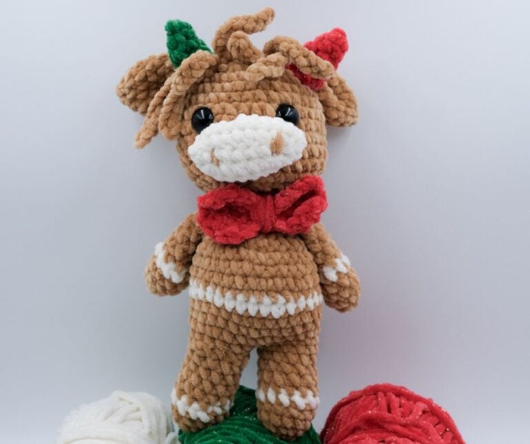 crochet gingerbread highland cow, Molly by Yarnhild