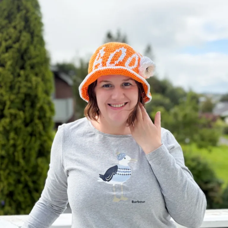 BOO! Crochet Bucket Hat – Free Halloween Crochet Pattern.